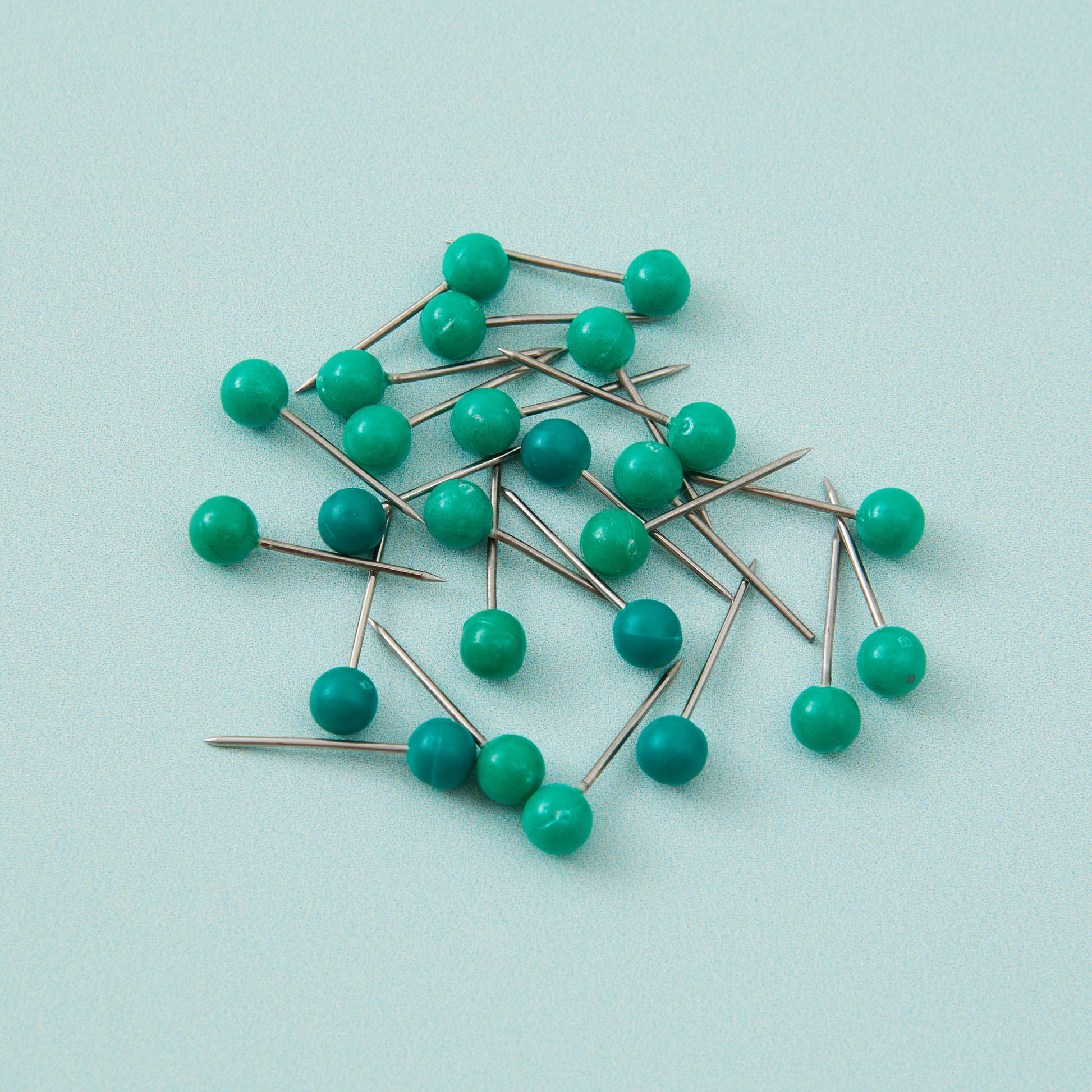 100 Assorted Map Pins